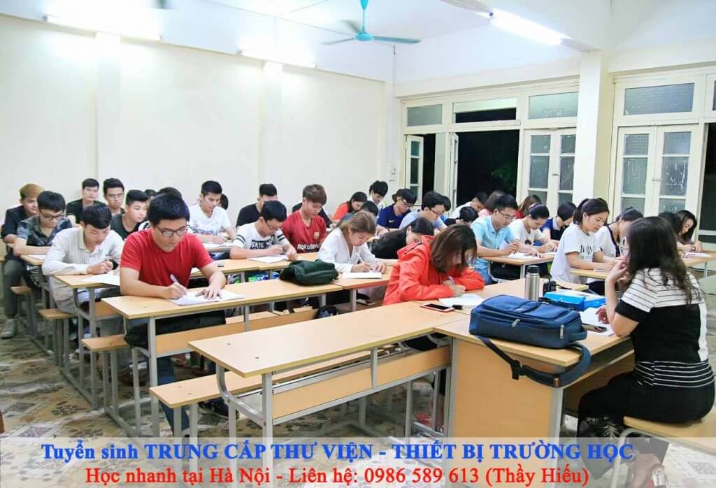 Trung cấp thư viện thiết bị trường học lớp cấp tộc 7 tháng tại Hà Nội